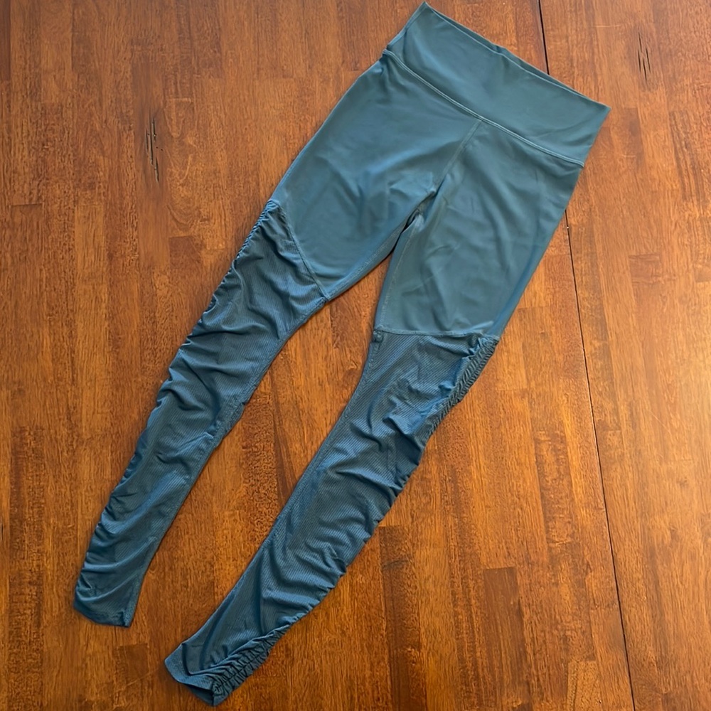 FABLETICS Teal Ruched 7/8 Leggings